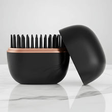 Load image into Gallery viewer, Oppladbar miniglattebørste | Rask styling på farten - tekshop.no