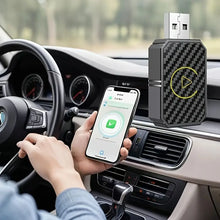 Load image into Gallery viewer, 2-i-1 kompakt CarPlay-adapter med Bluetooth og WiFi