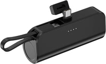 Load image into Gallery viewer, 5000 mAh power bank med kickstand