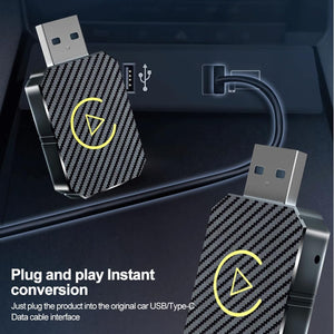 2-i-1 kompakt CarPlay-adapter med Bluetooth og WiFi