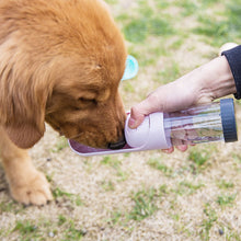 Load image into Gallery viewer, Vannflaske til hund Inkl. vannfilter - Pet travel water bottle - tekshop.no
