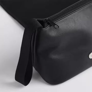2-i-1 Vanntett multi Hair Styler bag og varmebestandig matte