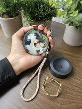 Load image into Gallery viewer, Personlig videokule med skjerm | Spill av dine minner - tekshop.no