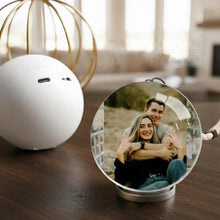 Load image into Gallery viewer, Personlig videokule med skjerm | Spill av dine minner - tekshop.no